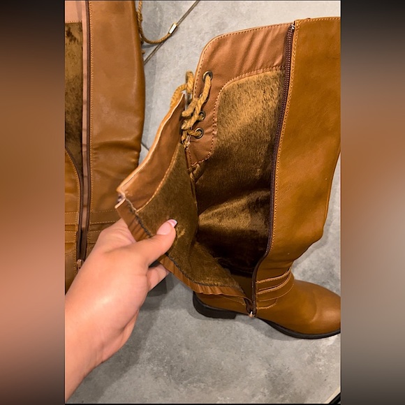 Warm Knee High Winter Boots Size 7 - Picture 3 of 7